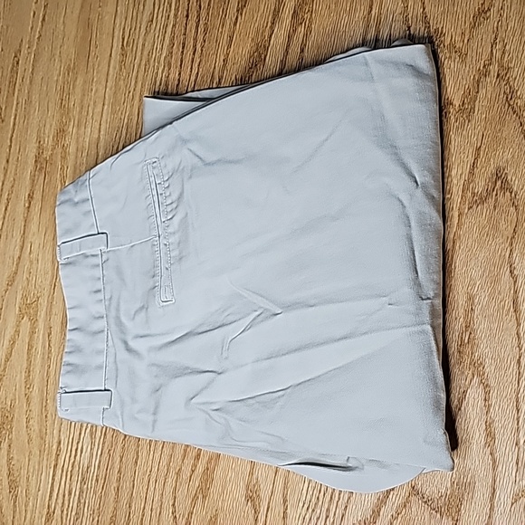 Bill's Khakis M1P Relax Fit Pleated Original Twill. 42/30 orig $185 - Picture 4 of 4